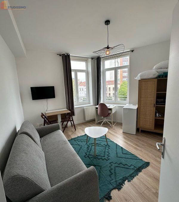 Studio meublé 16m² Lille centre - Proche Place Jeanne d'Arc - Photo 2