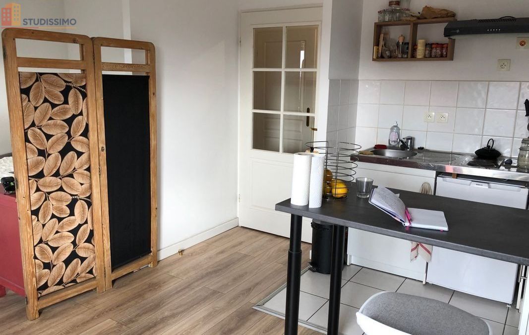 Studio meublé 32m² Valenciennes - Lumineux, dernier étage - Photo 12