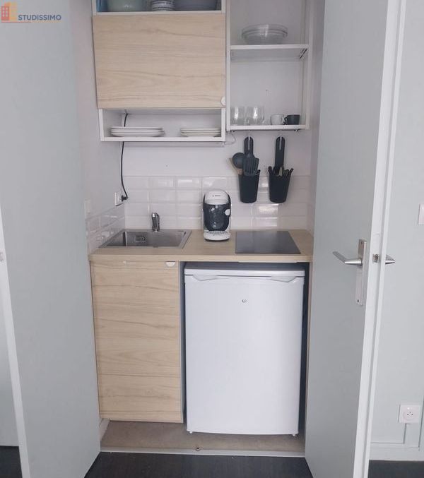 Studio meublé 29m² Ronchin - Lumineux, dernier étage - Photo 2