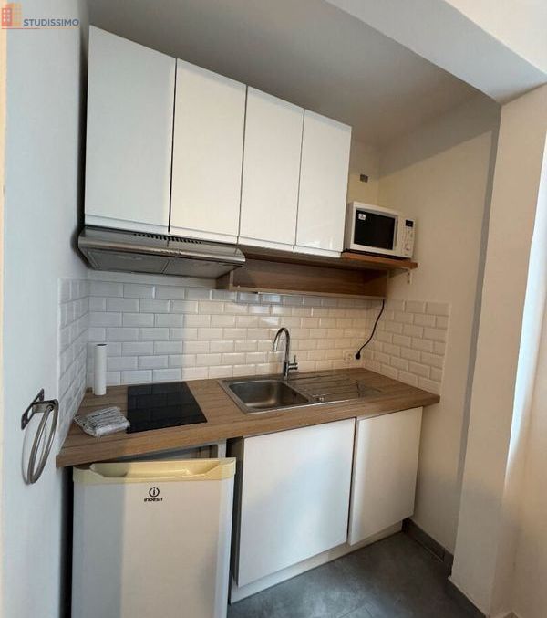 Studio meublé 27m² Lille centre - Lumineux, calme - Photo 3