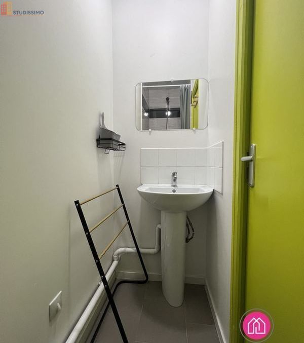 Studio meublé 16m² Aulnoy-lez-Valenciennes - Meublé, DPE C - Photo 4