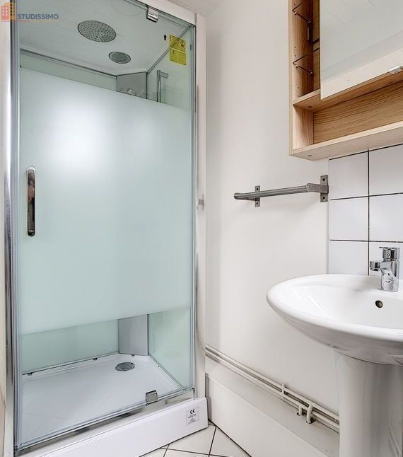 Studio 25m² Lille 59800 - Lumineux, 2e étage - Photo 2