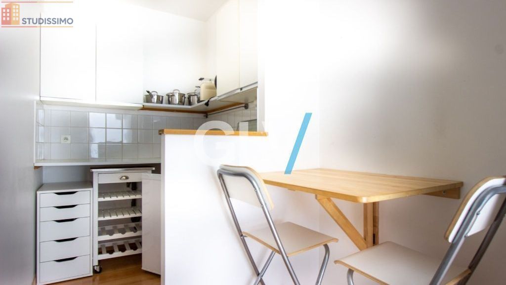 Studio meublé 28m² Lille 59000 - Meublé, 2e étage - Photo 1