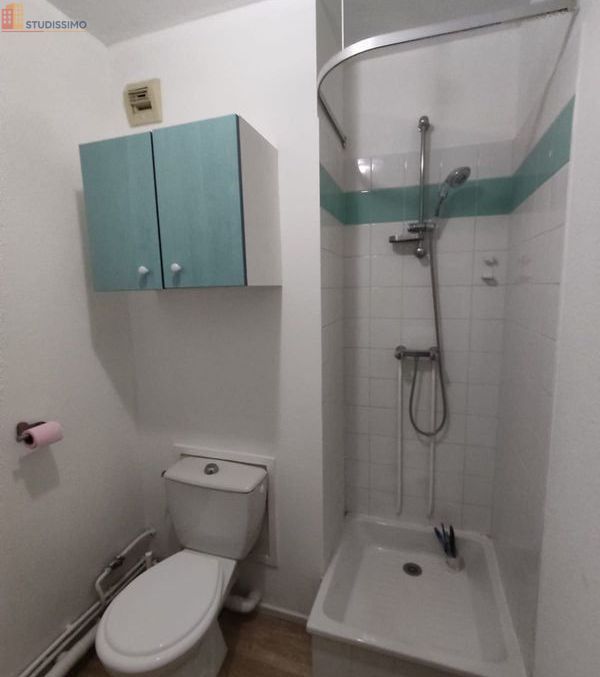 Studio meublé 18m² Lille centre - Lumineux, meublé - Photo 3
