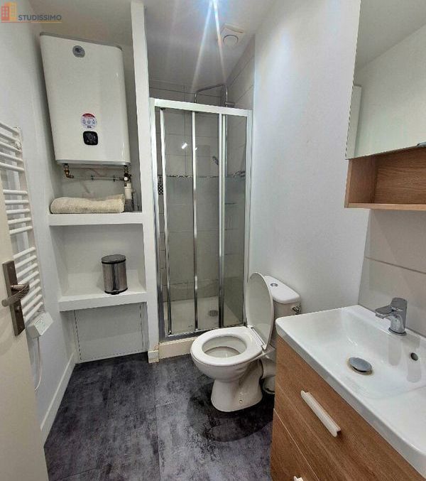 Studio 16m² Lille 59000 - Meublé, lumineux - Photo 1