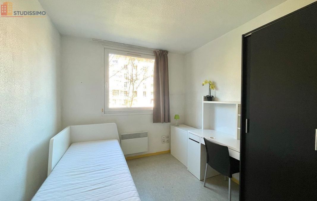 Studio meublé 18m² Lille centre - Résidence sécurisée, proche écoles - Photo 1