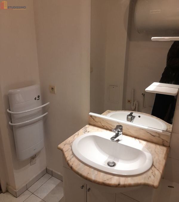Studio 22m² Lille 59800 - Rénové - Photo 2