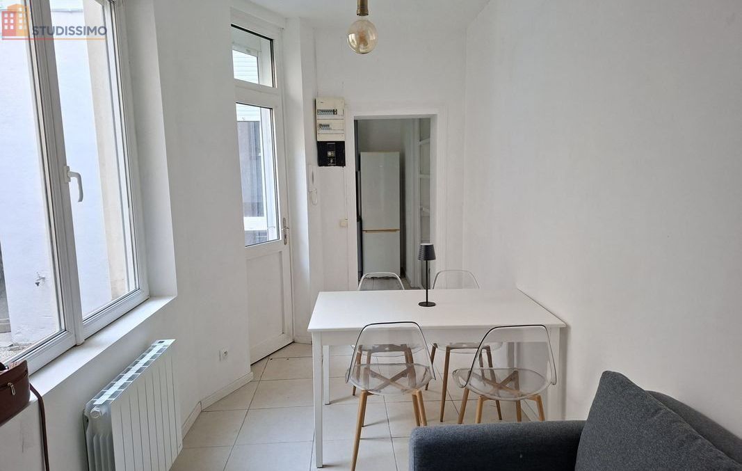 Studio meublé 30m² Lille 59000 - Duplex, lumineux - Photo 7