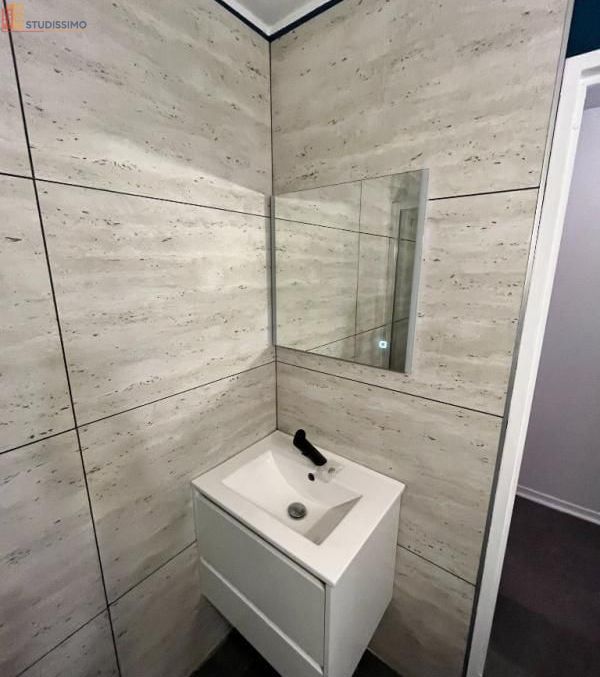 Studio 27m² Lille 59000 - Meublé, DPE D - Photo 1