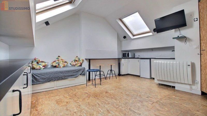 Studio meublé 30m² Lille 59260 - Rénové, proche métro - Photo 4