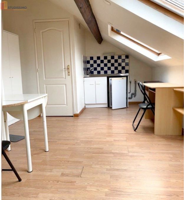 Studio meublé 12m² Lille centre - Proche Porte de Douai - Photo 6