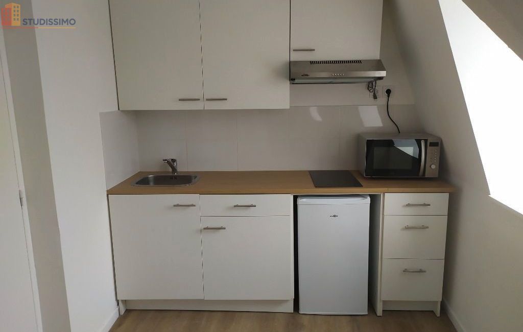 Studio meublé 18m² Lille 59000 - Meublé, DPE D - Photo 2