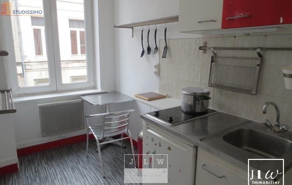 Studio meublé 26m² Lille 59000 - Meublé, DPE D - Photo 2