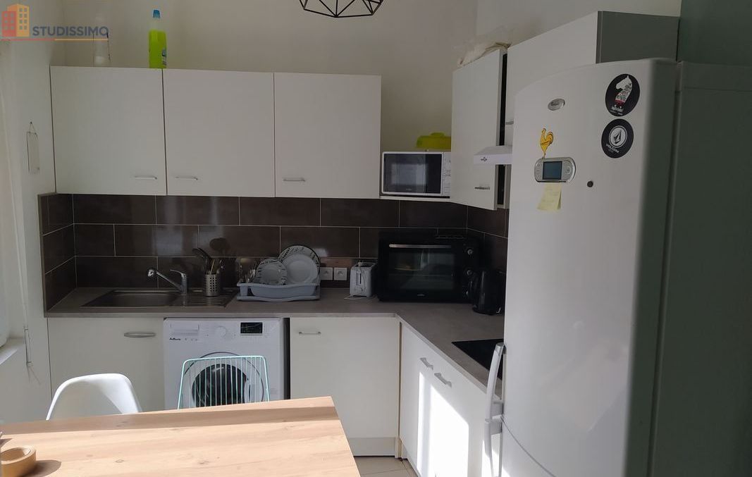 Studio meublé 18m² Lille centre - Toutes charges comprises - Photo 2