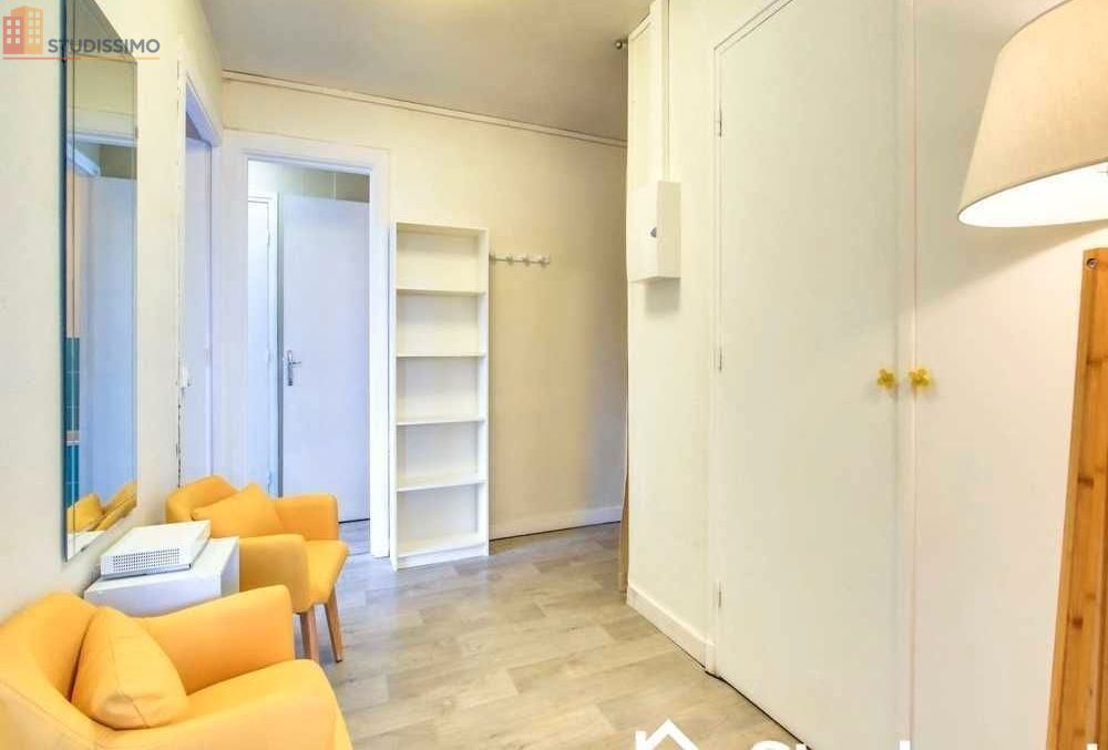 Studio meublé 9m² Lille 59800 - Étage élevé, lumineux - Photo 2