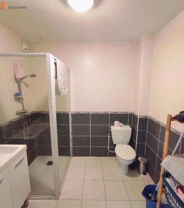 Studio 28m² Bourg-en-Bresse - Étage 2, DPE C - Photo 3
