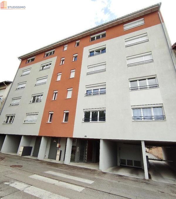 Studio 28m² Bourg-en-Bresse - Étage 2, DPE C - Photo 2