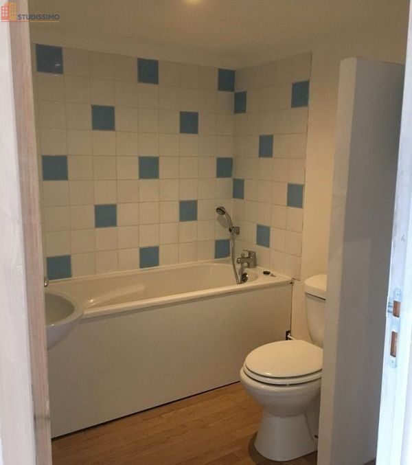 Studio meublé 21m² Valenciennes - Proche gare et tramway - Photo 2