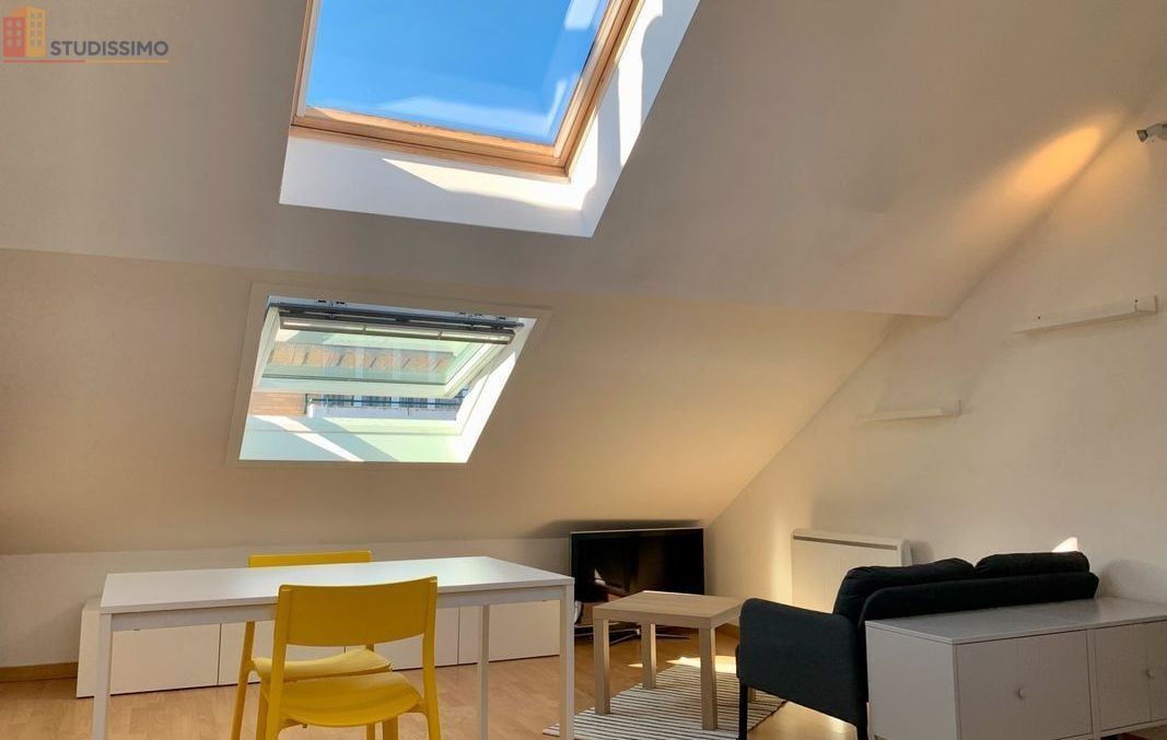 Studio meublé 20m² Lille centre - Proche métro, mansardé - Photo 29