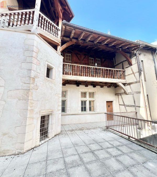 Studio à Bourg-en-Bresse