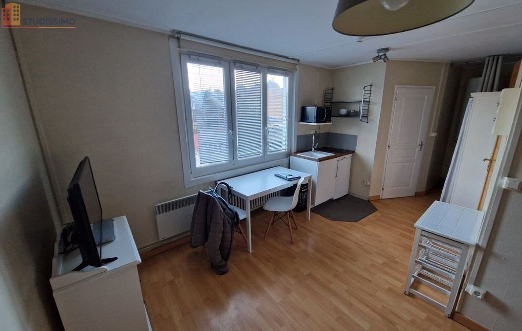 Studio meublé 22m² Loos - Calme, proche centre et CHU - Photo 3