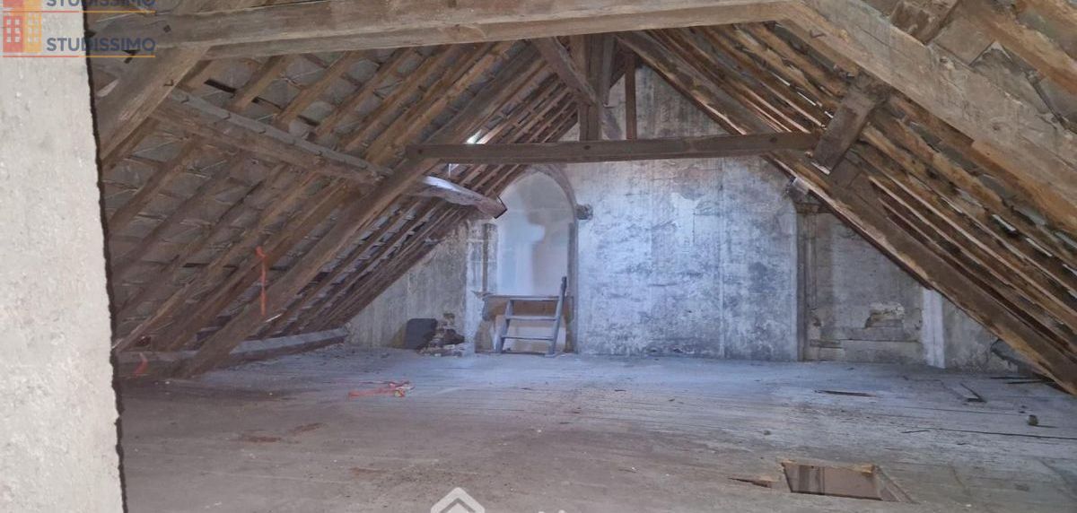 Studio 100m² Laon - - Photo 4