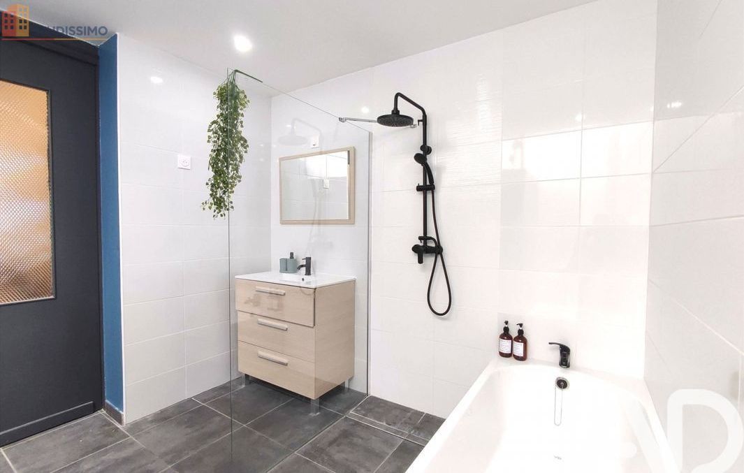 Studio meublé 9m² Marcq-en-Baroeul - Meublé, 2e étage - Photo 4