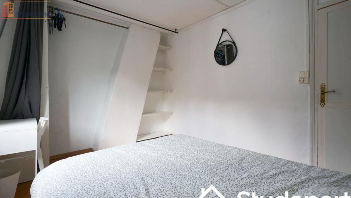 Studio meublé 10m² Tourcoing - Calme, meublé - Photo 3