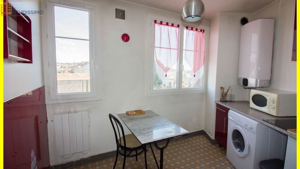 Studio 24m² Vichy 03200 - Balcon, cave - Photo 2