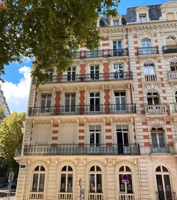 Studio 30m² Vichy - Rénové, standing - Photo 2