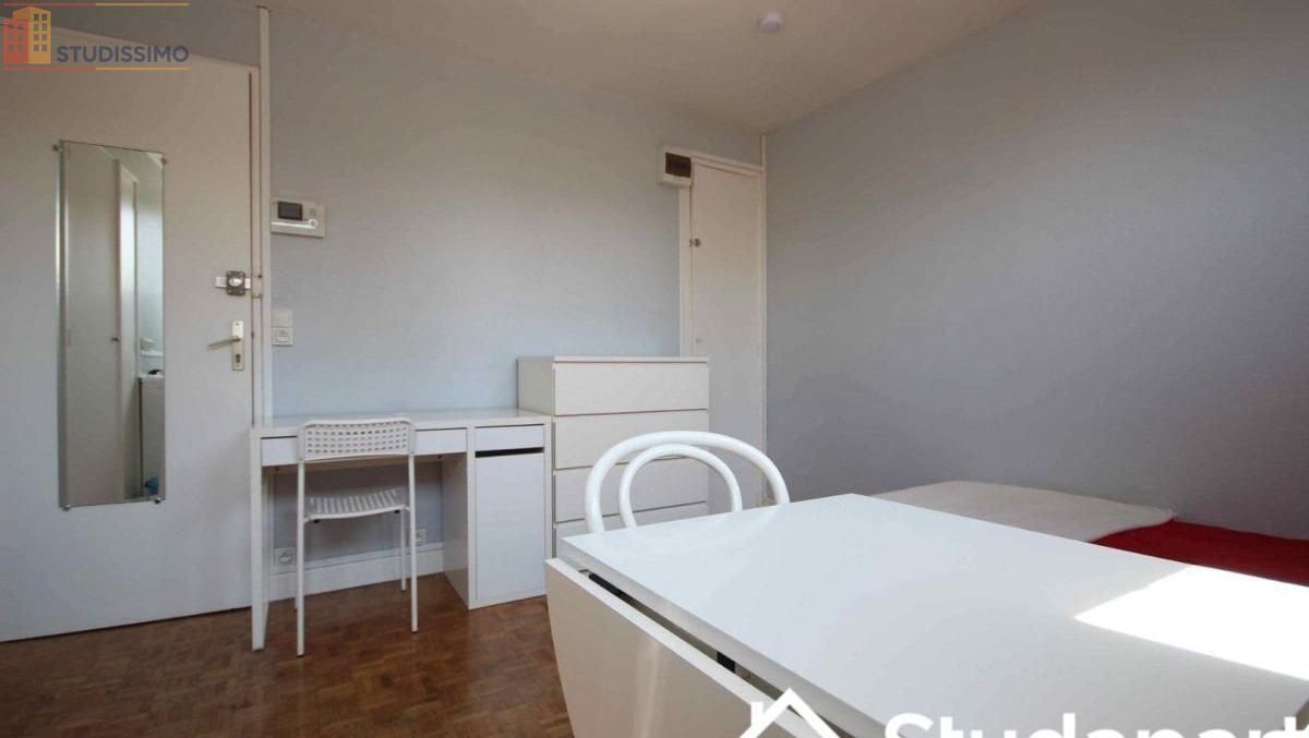 Studio meublé 14m² Cambrai - Meublé, DPE A - Photo 2