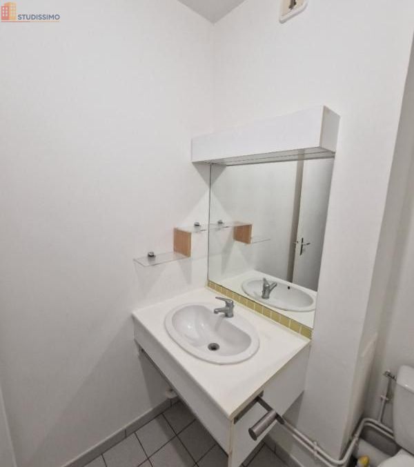 Studio 28m² Lille 59800 - Meublé, étage élevé - Photo 4