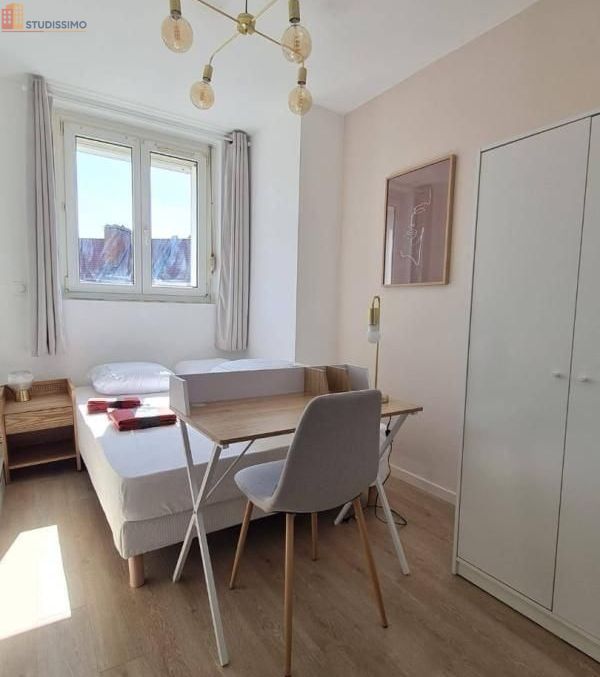 Studio meublé 11m² Valenciennes - Meublé, 3e étage - Photo 3