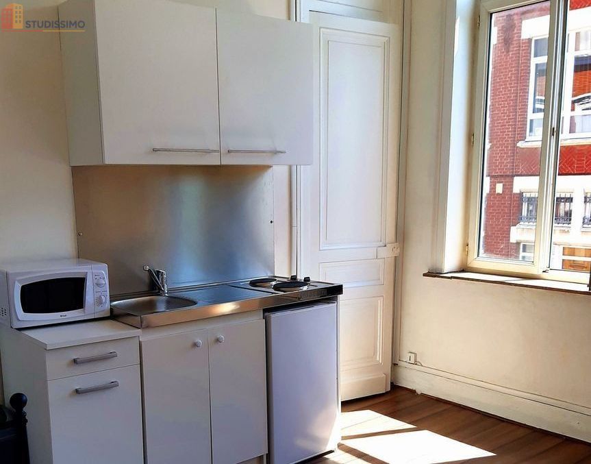 Studio meublé 20m² Tourcoing - Proche métro et gare - Photo 2