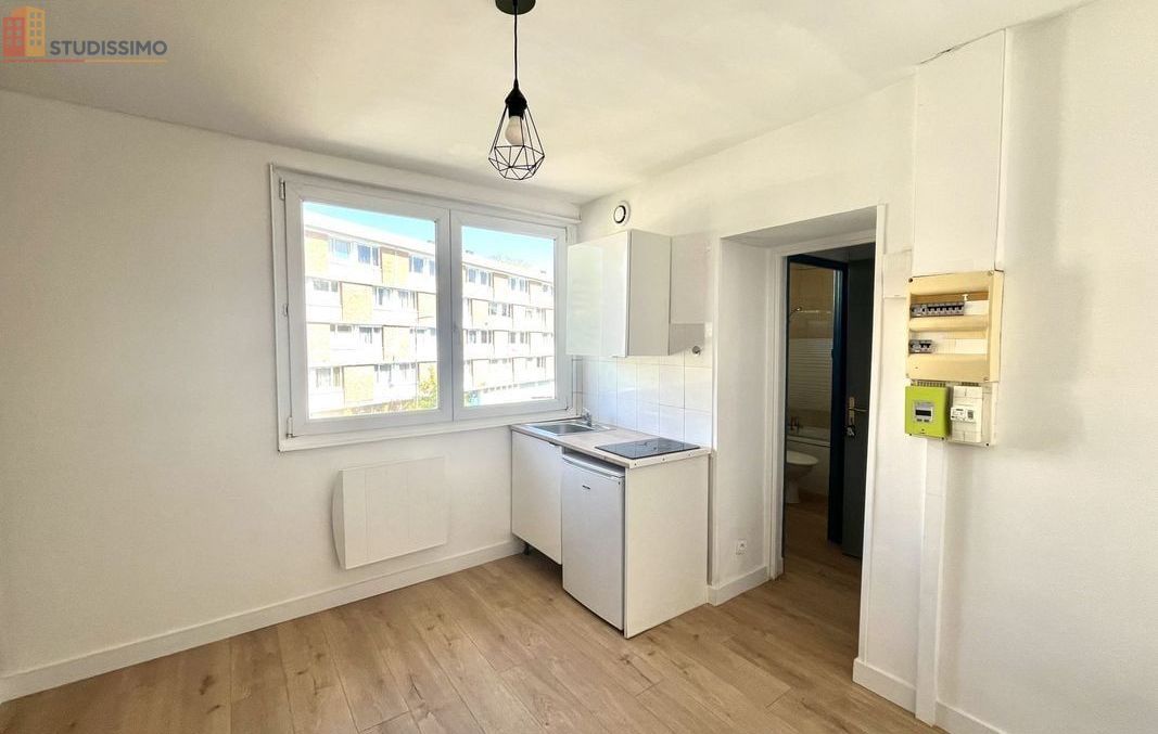 Studio 15m² Villeneuve-d'Ascq - (aucune caractéristique) - Photo 7