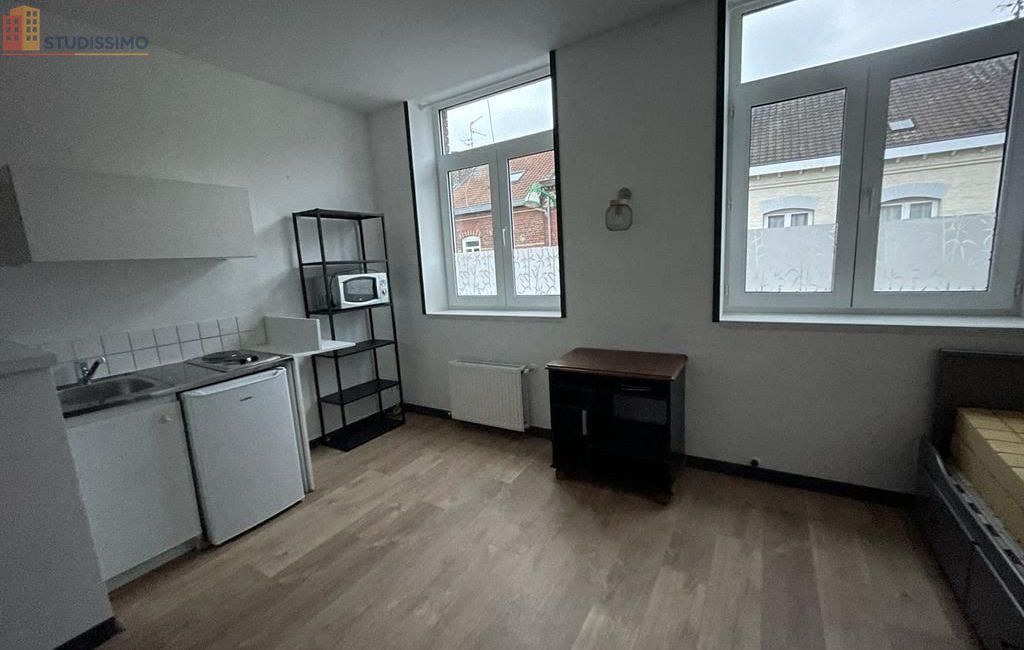 Studio meublé 19m² Lesquin - Centre-ville, bon état - Photo 3