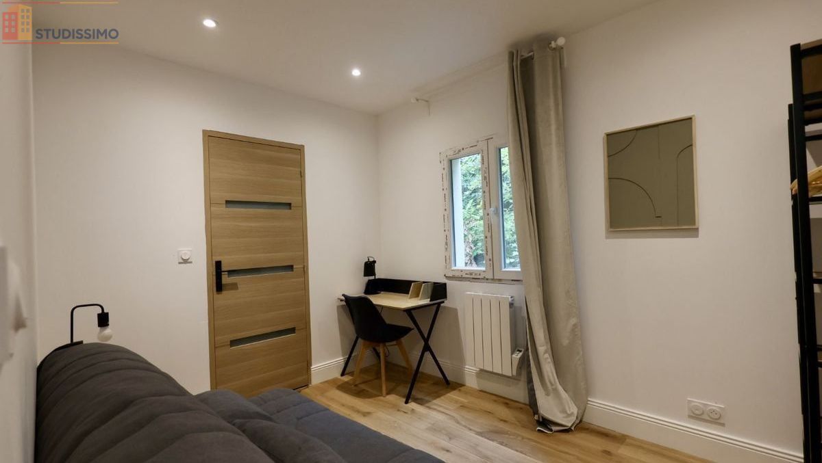 Studio meublé 20m² Lille centre - Calme, lumineux - Photo 4