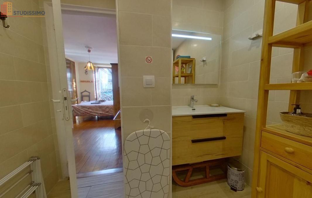 Studio 24m² Barcelonnette -aucune caractéristique mentionnée - Photo 9