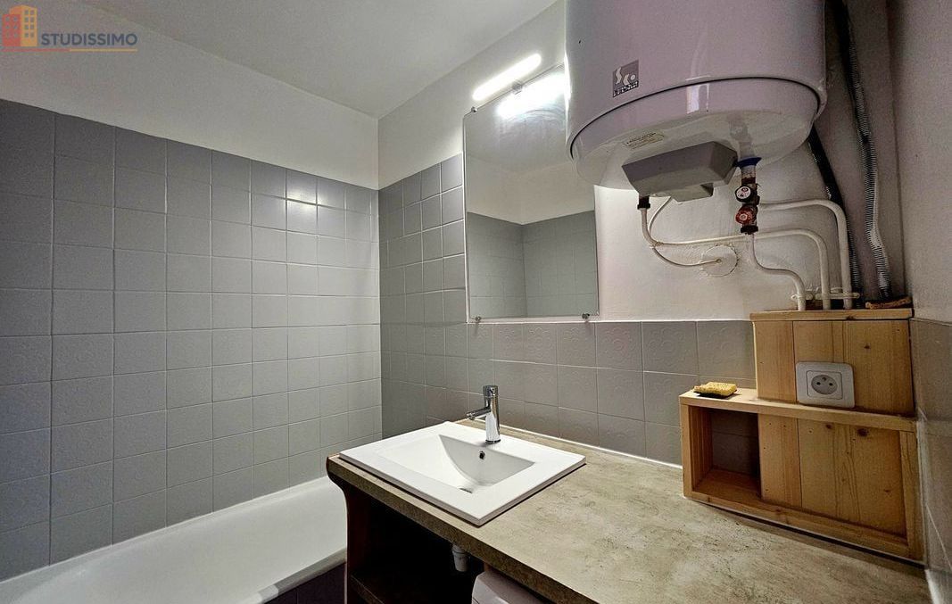 Studio 22m² Enchastrayes - Sans caractéristique disponible - Photo 3
