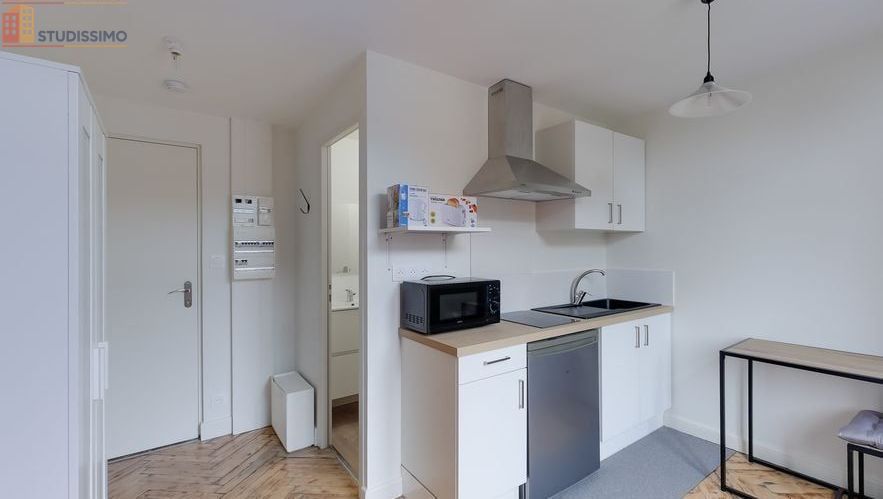 Studio meublé 14m² Tourcoing - Meublé, 3e étage - Photo 9