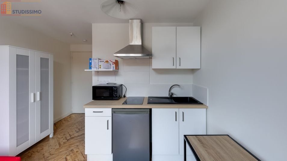 Studio meublé 14m² Tourcoing - Meublé, 3e étage - Photo 8