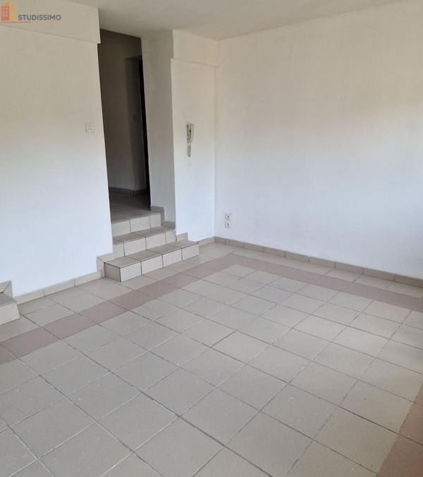 Studio 25m² Neuville-Saint-Rémy - CPE C - Photo 3