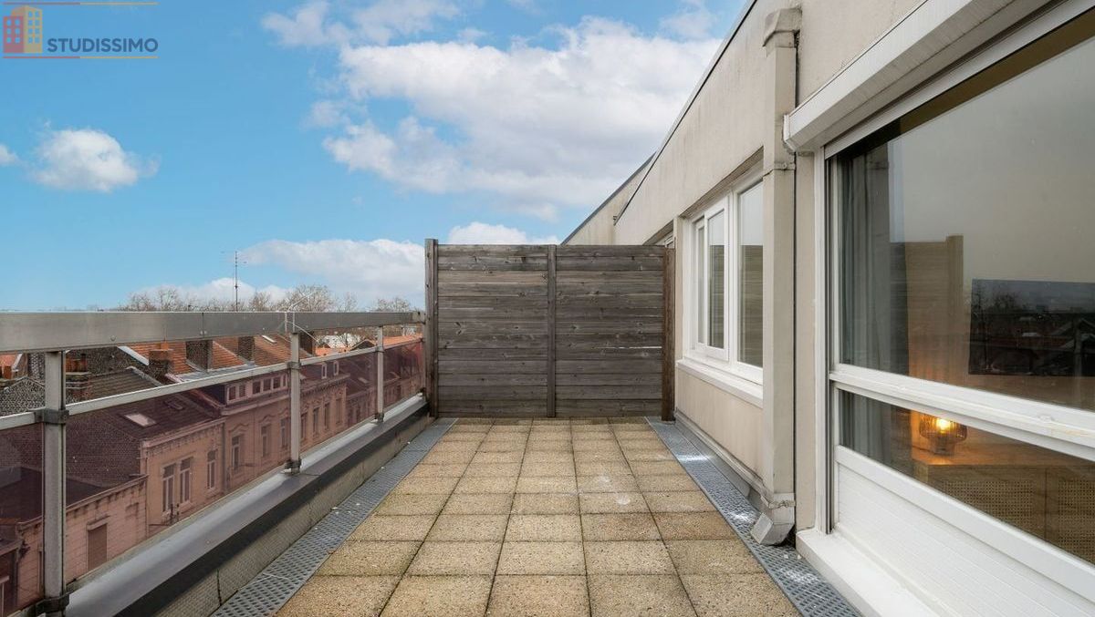 Studio 24m² Lille centre - Meublé, étage élevé - Photo 32
