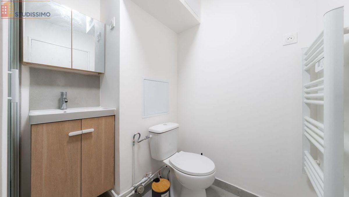 Studio 24m² Lille centre - Meublé, étage élevé - Photo 13