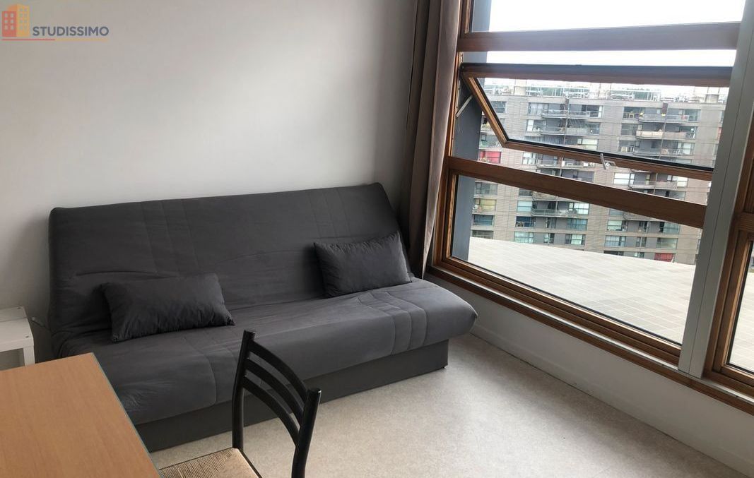 Studio meublé 18m² Lille 59800 - Lumineux, étage élevé - Photo 1