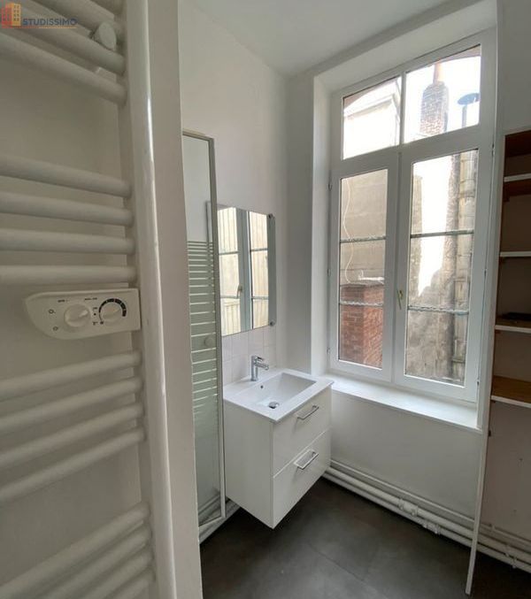 Studio meublé 30m² Lille centre - Vieux-Lille, meublé - Photo 11