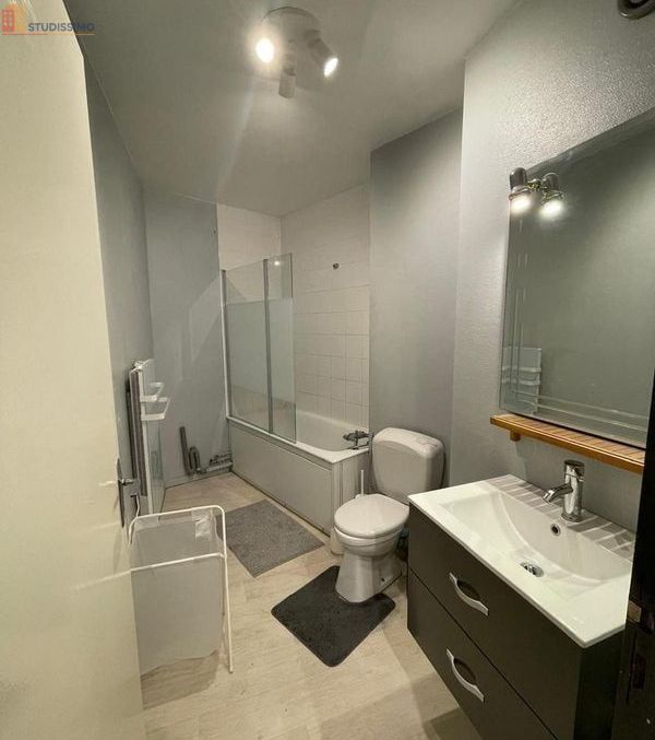 Studio 29m² Lille 59000 - Meublé, DPE D - Photo 1