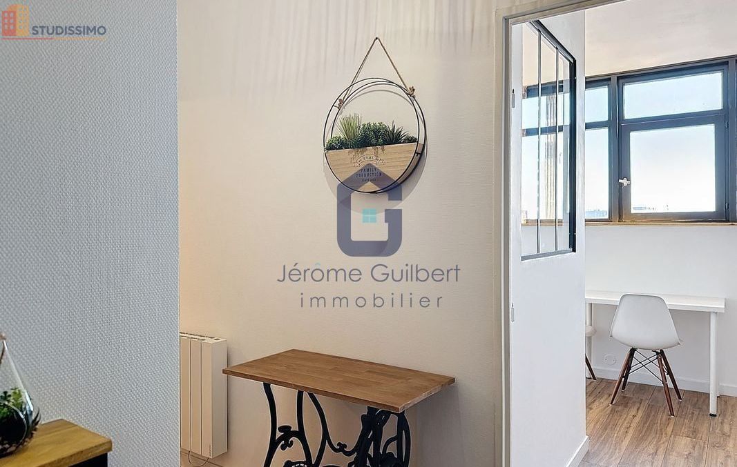 Studio meublé 29m² Lille 59000 - Meublé, 3e étage - Photo 1