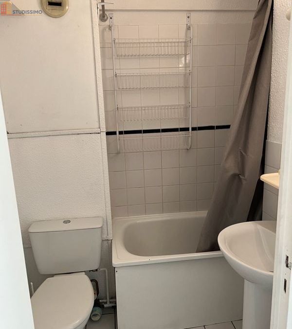 Studio meublé 14m² Lille 59800 - Meublé, lumineux - Photo 1
