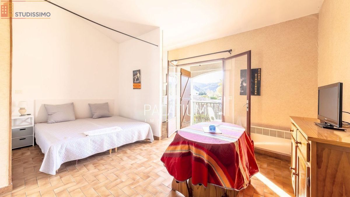 Studio à Gréoux-les-Bains